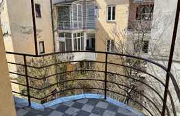 Apartament cu 1 camera, Central, 42mp, decomandat, zona Facultatii de Litere