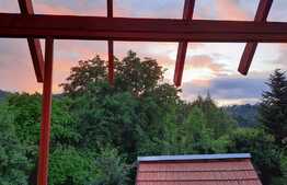 Casa individuala 3+ camere, renovata complet, zona Schei