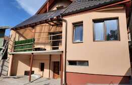 Casa individuala 3+ camere, renovata complet, zona Schei