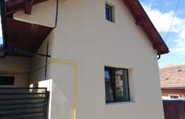 Casa individuala 3+ camere, renovata complet, zona Schei