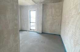 Spatiu comercial cu potential, 150 mp, 2 parcari, Terasa, Zona Vivo! 