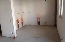 Apartament 2 camere, balcon, semifinisat! Zona strazii Eroilor!