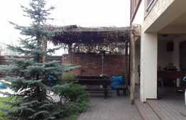 Casa luminoasa, cu piscina, 230 mp, teren 460 mp, panorama excelenta si expunere vestica!