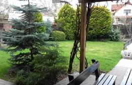 Casa luminoasa, cu piscina, 230 mp, teren 460 mp, panorama excelenta si expunere vestica!