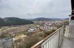 Apartament 3 camere , 56 mp, Petfriendly, Priveliste frumoasa, Parcare, Zona Vivo!