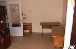 De vanzare apartament 56 mp, 4 camere semidecomandate, zona Bucegi