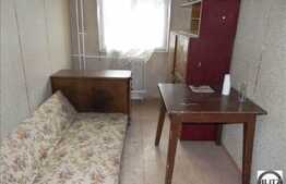 De vanzare apartament 56 mp, 4 camere semidecomandate, zona Bucegi