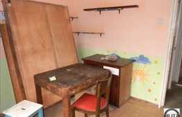 De vanzare apartament 56 mp, 4 camere semidecomandate, zona Bucegi