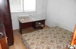 De vanzare apartament 56 mp, 4 camere semidecomandate, zona Bucegi