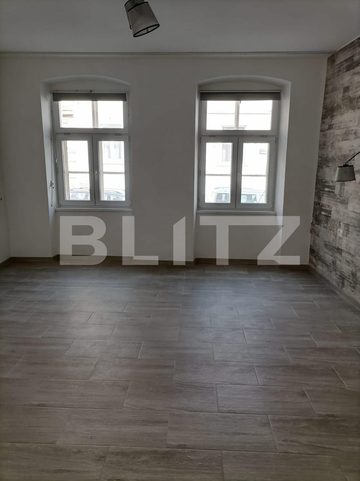 Garsonieră de închiriat Centrul Istoric - 63255AI | BLITZ Brașov | Poza2