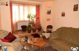 Apartament de vanzare, 3 camere decomandate, 64 mp, zona Billa