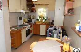 Apartament de vanzare, 3 camere decomandate, 64 mp, zona Billa