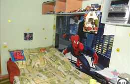 Apartament de vanzare, 3 camere decomandate, 64 mp, zona Billa