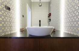 Apartamanet ultrafinisat, Tavan inalt, Terasa, Zona Centrala