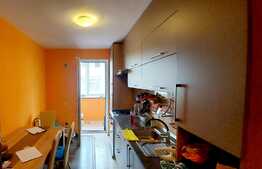 Apartament decomandat, 2 camere, zona strazii Florilor!