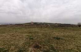 Teren intravilan suprafata de 750 mp in Sopor, zona de urbanizare pentru construcii individuale si colective