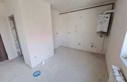 Apartament 76 mp, etaj intermediar, 2 balcoane! Zona strazii SubCetate!