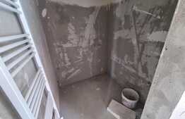 Apartament 76 mp, etaj intermediar, 2 balcoane! Zona strazii SubCetate!