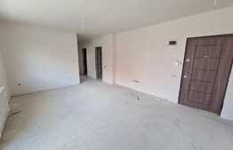 Apartament 76 mp, etaj intermediar, 2 balcoane! Zona strazii SubCetate!