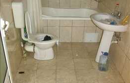 Vanzare mansarda inalta, 1 camera, 37 mp, balcon, decomandat, zona linistita!