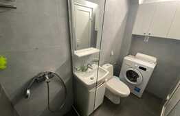 1 camera decomandat, 32mp, zona strazii Paris