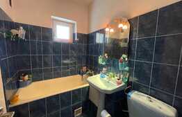 OPORTUNITATE! Daca nu vrei sa fii deranjat de persoanele care locuiesc deasupra ta, atunci ti-am gasit apartamentul!