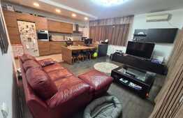 Apartament 3 camere, Tractorul