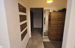 Apartament 3 camere, Tractorul