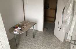 Apartament 2 camere decomandat 