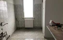 Apartament 2 camere decomandat 
