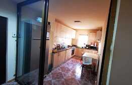 Apartament cu 4 camere, 81 mp, decomandat, etaj intermediar, zona Piata Flora