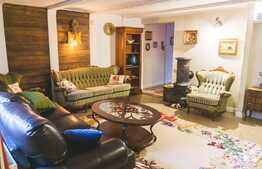 Urgent!! Casa de Vanzare, 4 camere, zona Centrala