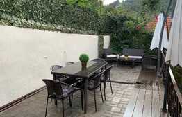 Casa 8 camere in Brasov, Schei