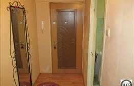 Vanzare apartament 3 camere, 65 mp utili, loc parcare si 2 boxe la susbol!