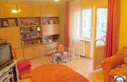 Vanzare apartament 3 camere, 65 mp utili, loc parcare si 2 boxe la susbol!