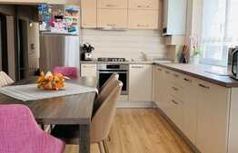 3 carere, bloc nou, finisat la cheie, imobil tip vila