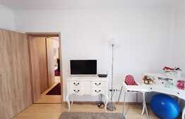 Apartament de vis! 4 camere, terasa, parcare, la cheie, imobil tip vila!