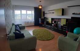 Apartament cu 3 camere in Baciu zona Petrom .