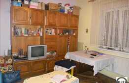 Apartament in casa, zona Teatrul Maghiar, 62 mp, 2 camere decomandate