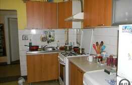 Apartament in casa, zona Teatrul Maghiar, 62 mp, 2 camere decomandate