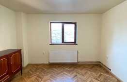 Casa recent renovata, 3 locuri parcare, zona Auchan Iris