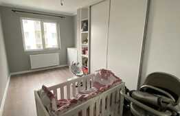 3 camere, 57 mp, mobilat utilat lux, etaj intermediar, parcare, zona Vivo