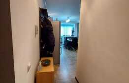 3 camere, 59 mp, etaj intermediar, partial mobilat, zona Florilor