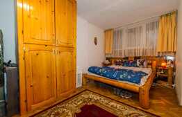 Casa de vanzare, 160 mp utili, Schei