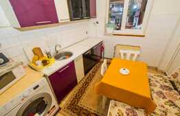 Casa de vanzare, 160 mp utili, Schei