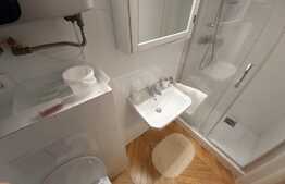 Garsoniera ultracentrala cu nisa de dormit, 32 mp, zona Sora Shopping Center