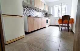 Apartament de 2 camere, 60 mp, parcare, Tractorul!