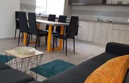 Apartament 3 camere, Tractorul