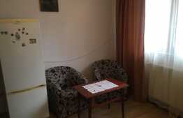 Apartament cu o camera, decomandat, zona Strazii Al. Vlahuta