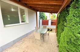 Casa Individuala Intre Lacuri